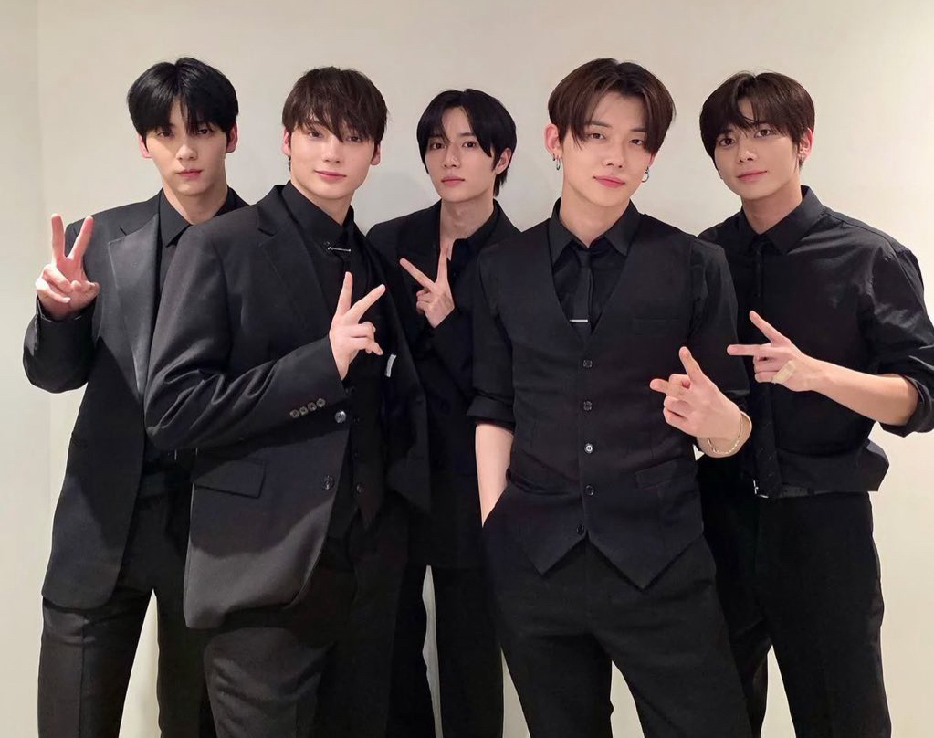 Recent activity shot of TOMORROW X TOGETHER