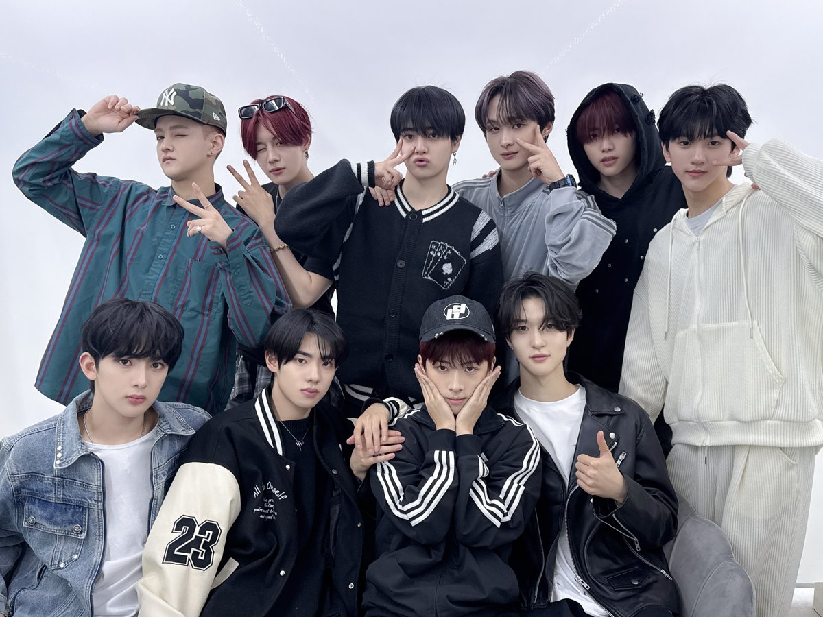 A moment captured by FANTASY BOYS's fan