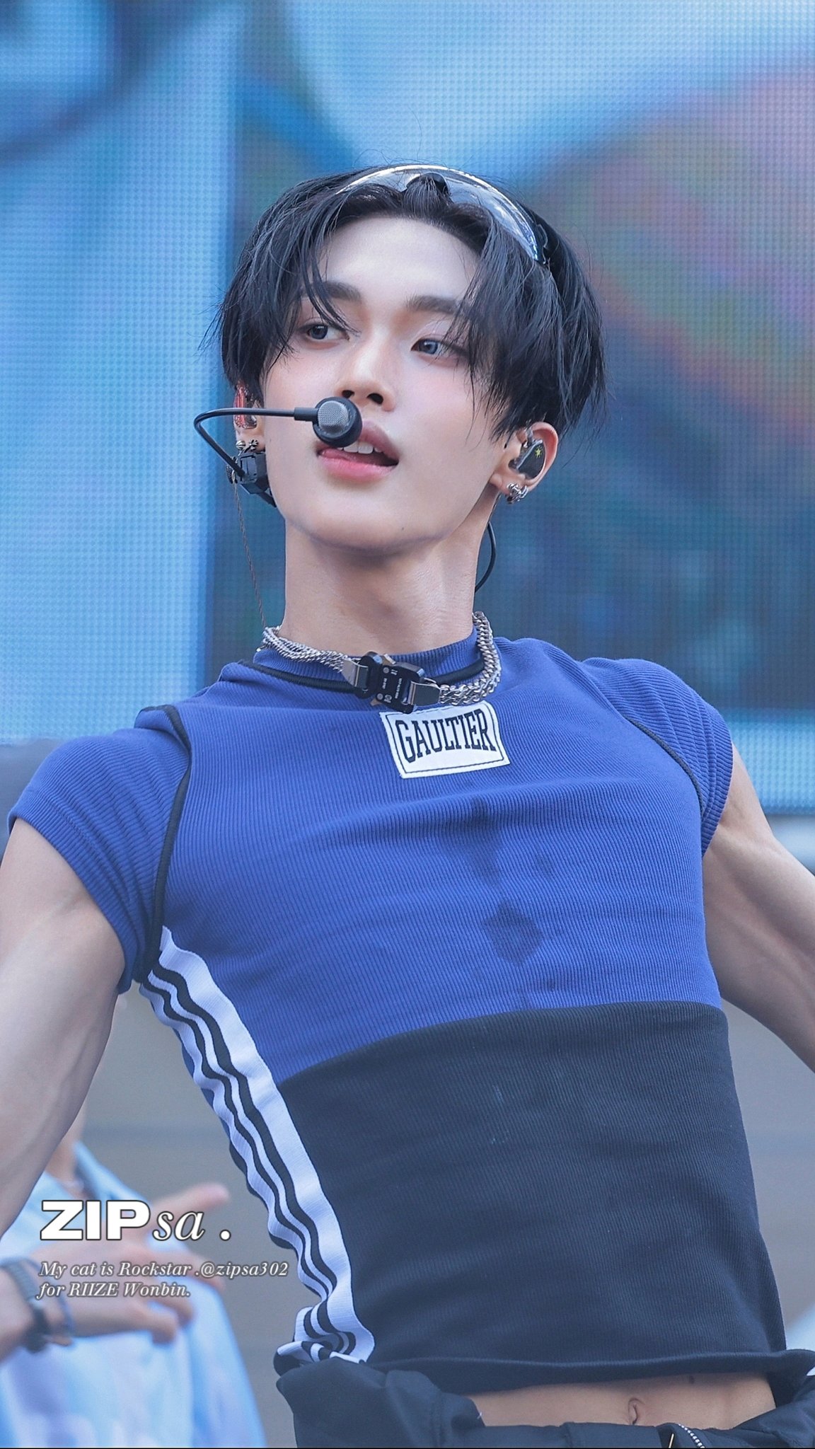 Today's most popular wallpaper in the Wonbin (RIIZE) community