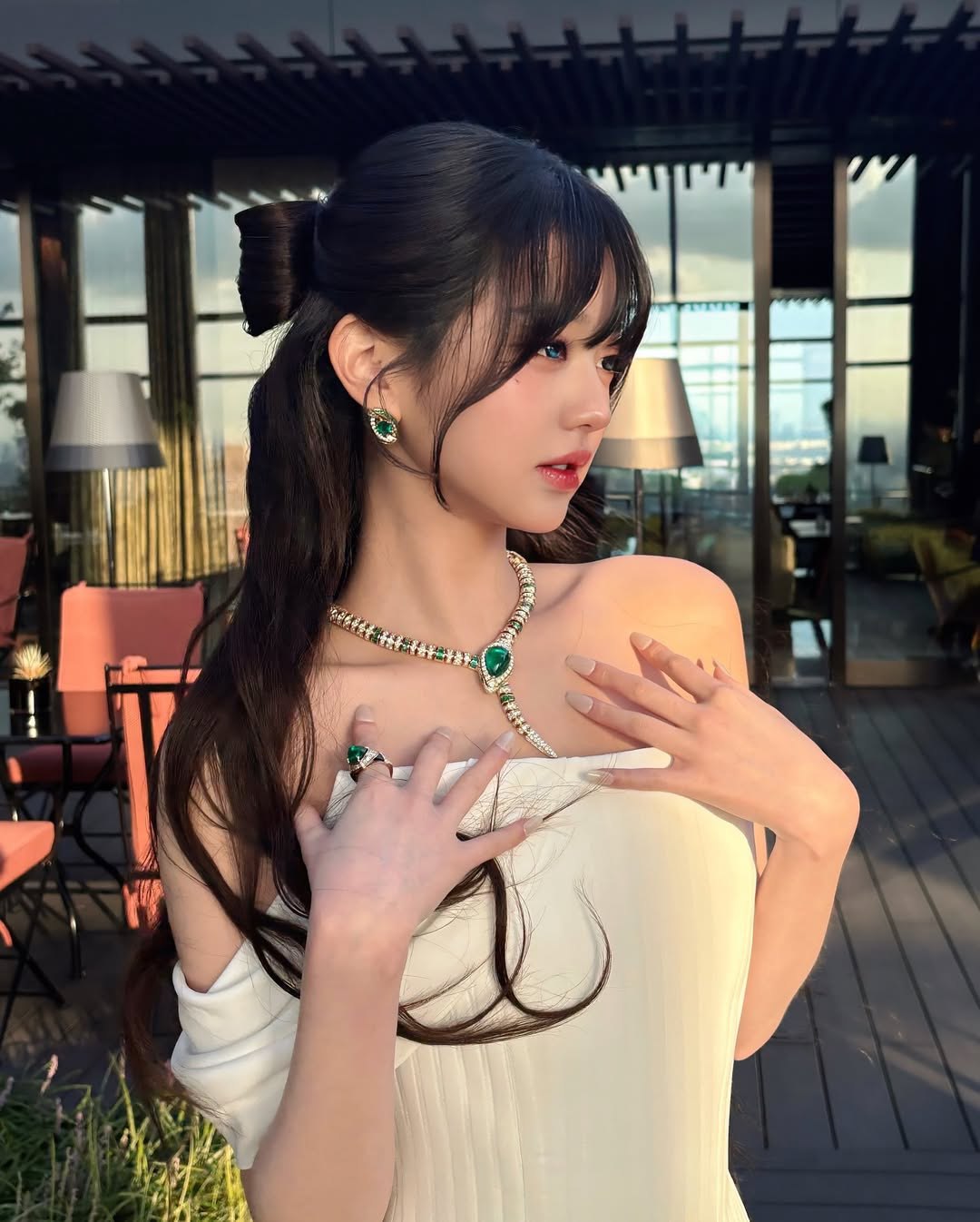 Recent activity shot of Jang Wonyoung (IVE)