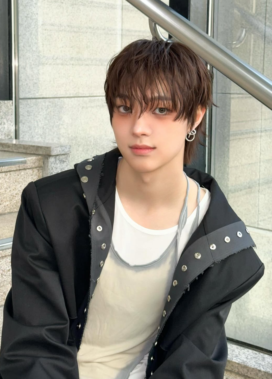 Latest photo of EJ (&TEAM)