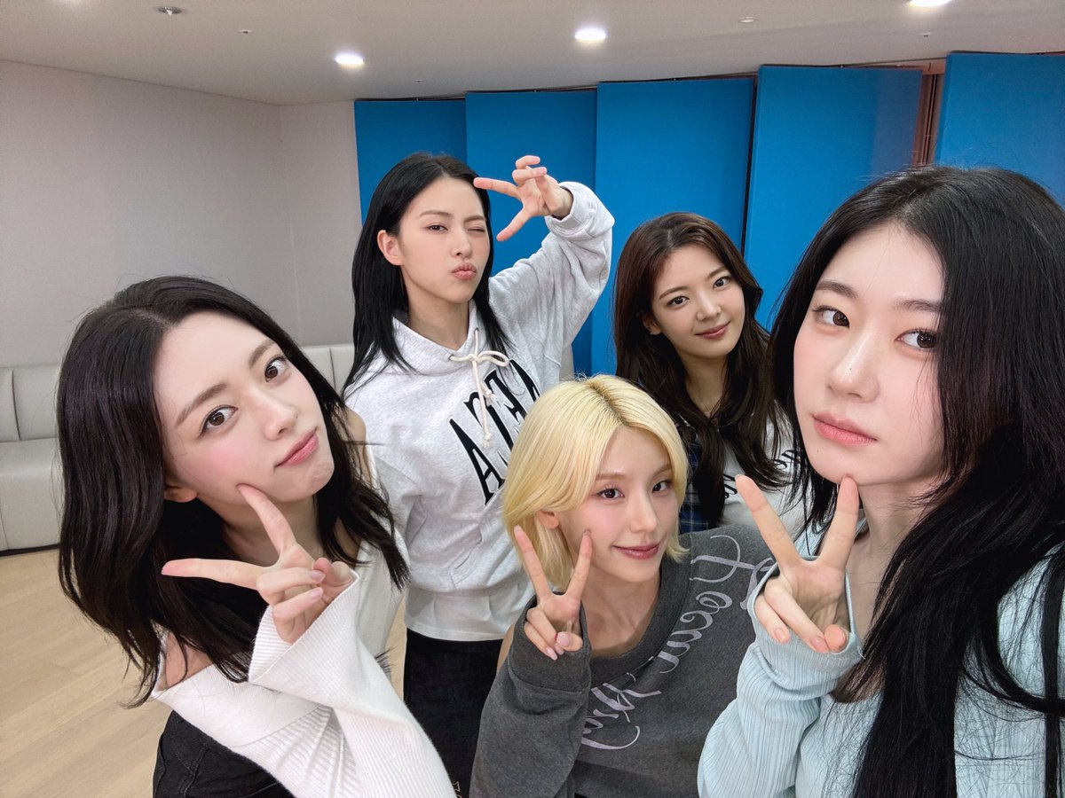 ITZY 최근 활동샷