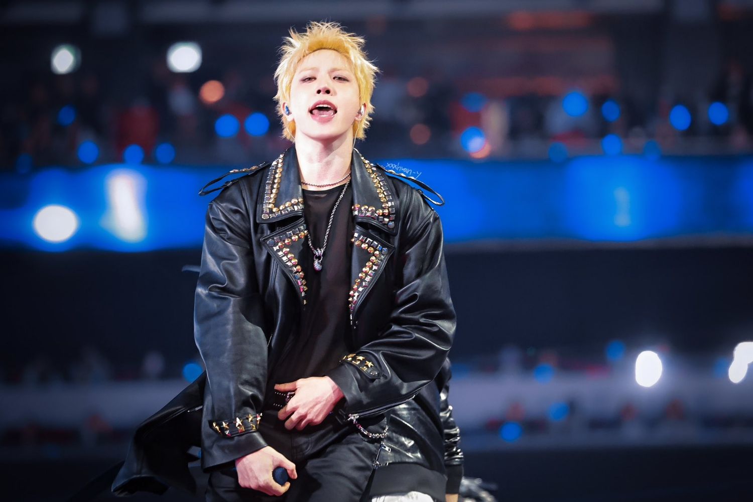 Foto aktivitas terbaru So Junghwan (TREASURE)