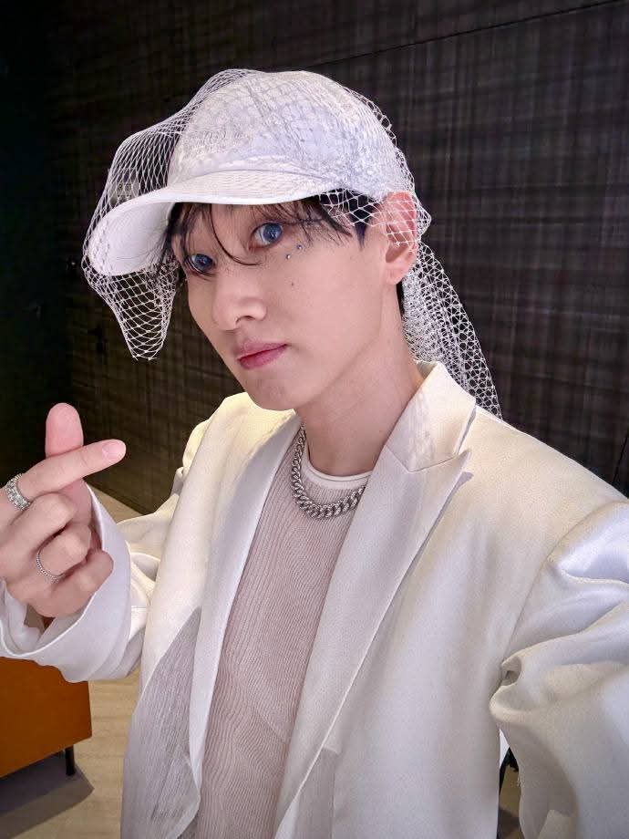 Recent activity shot of Eunhyuk (Super Junior)