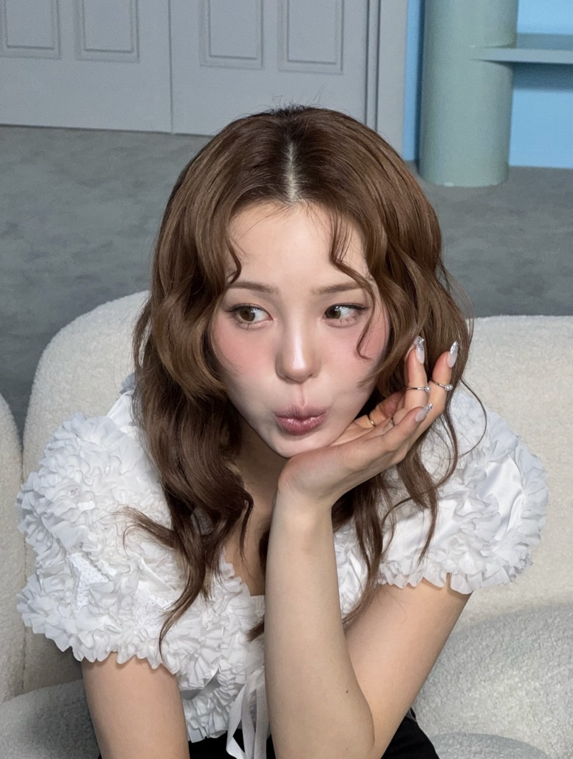 Latest photo of Mako (NiziU)
