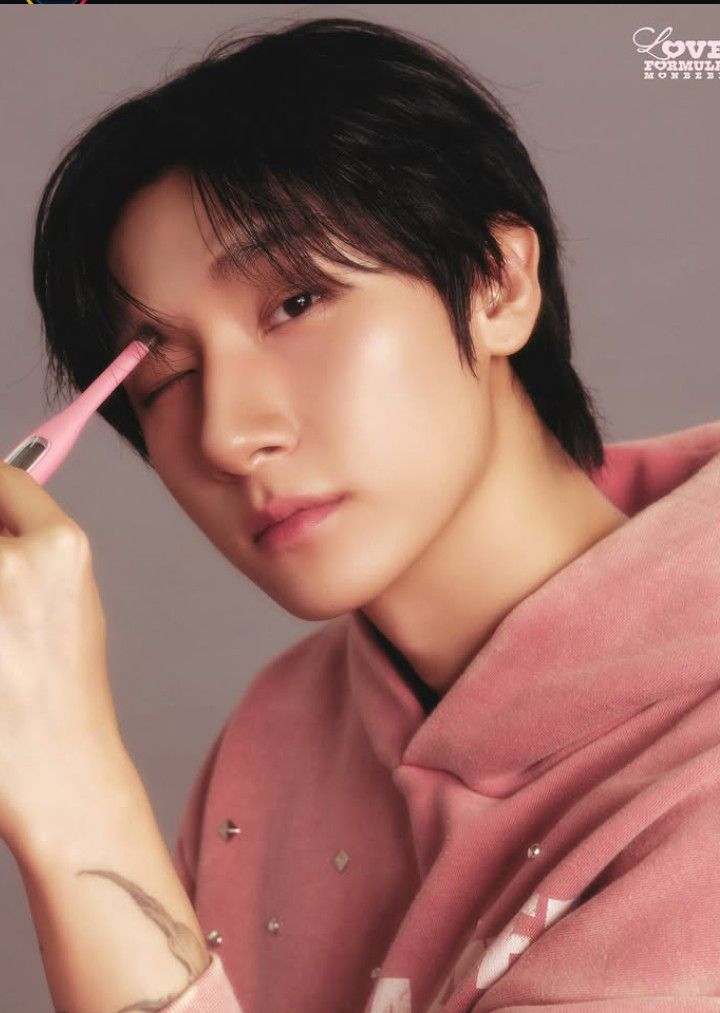 Potret di balik layar MONSTA X