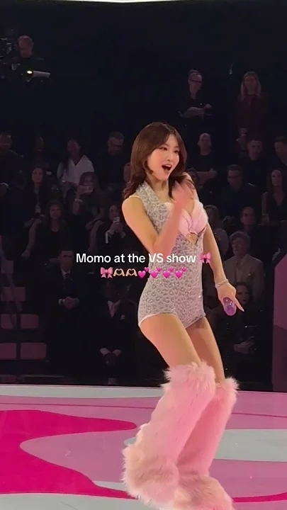 모모 (TWICE) 팬이 찍은 순간