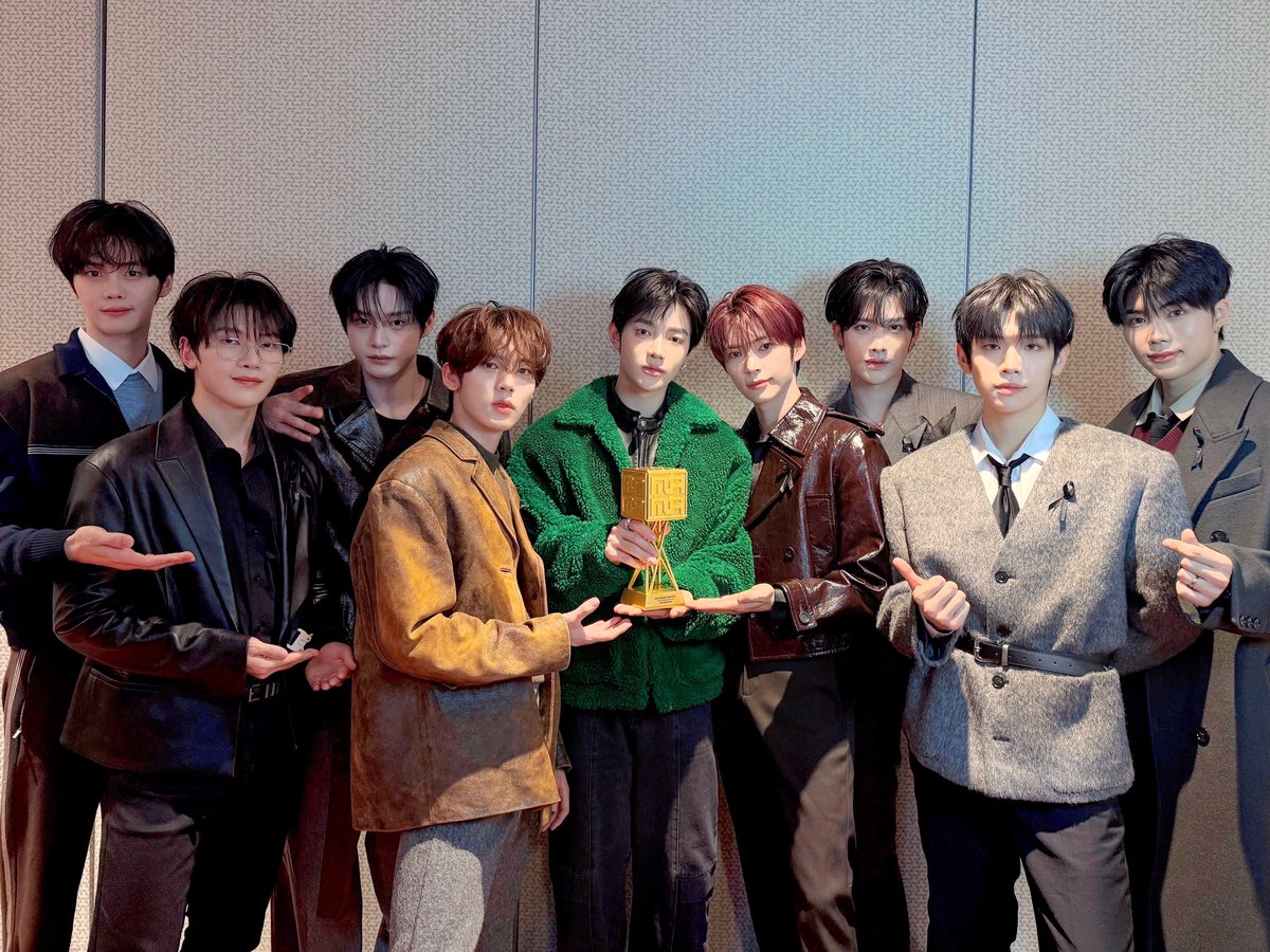 Behind-the-scenes cut of ZEROBASEONE