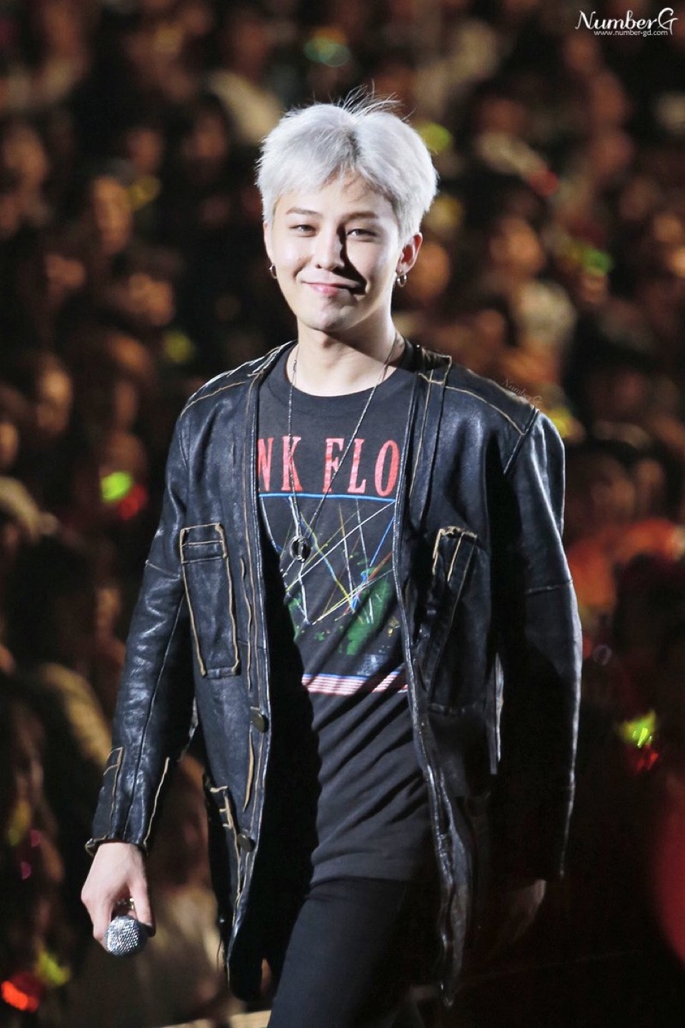 Recent activity shot of G-DRAGON (BIGBANG)