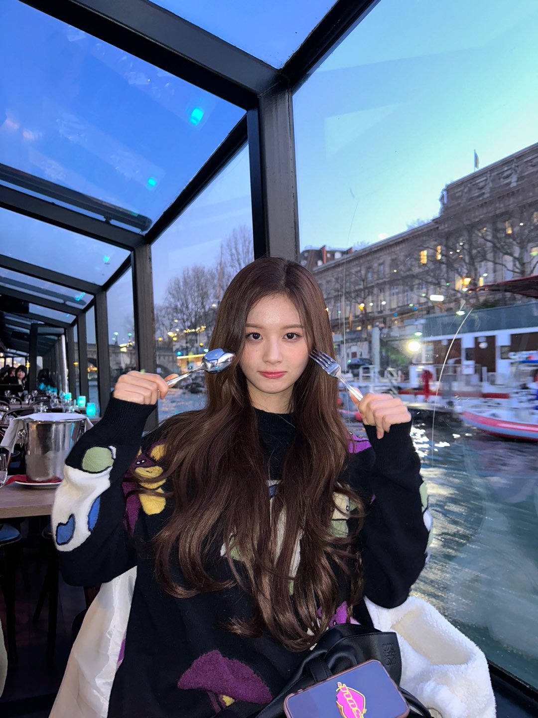 Behind-the-scenes cut of NMIXX