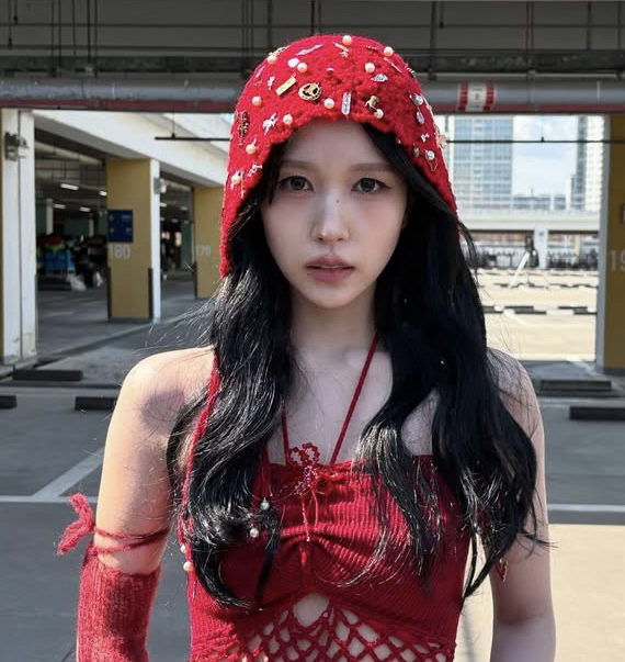 Latest photo of Mina (TWICE)