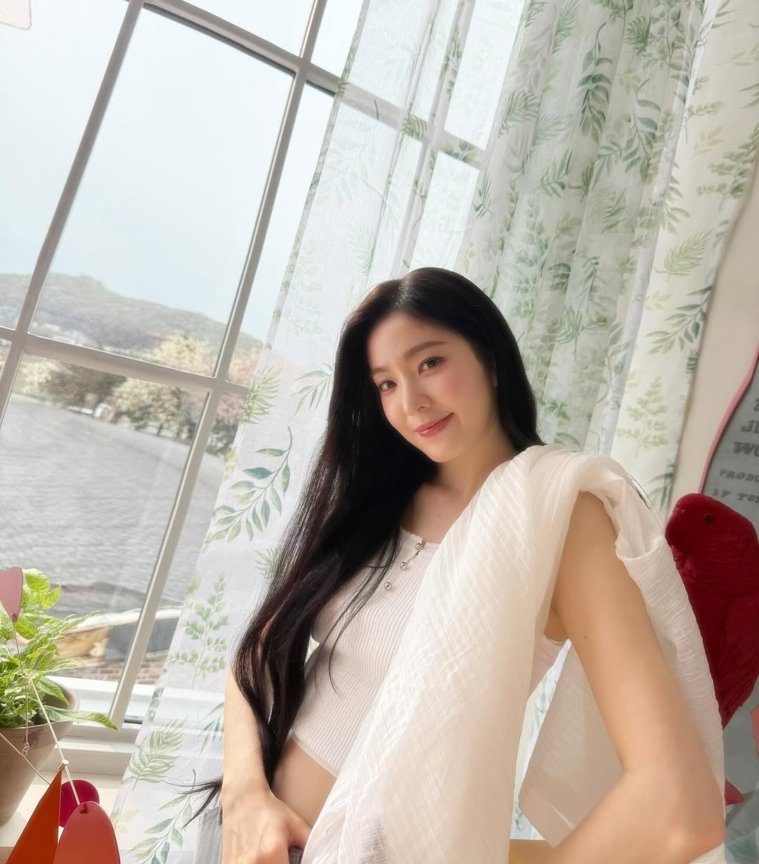 Recent activity shot of Irene (Red Velvet)