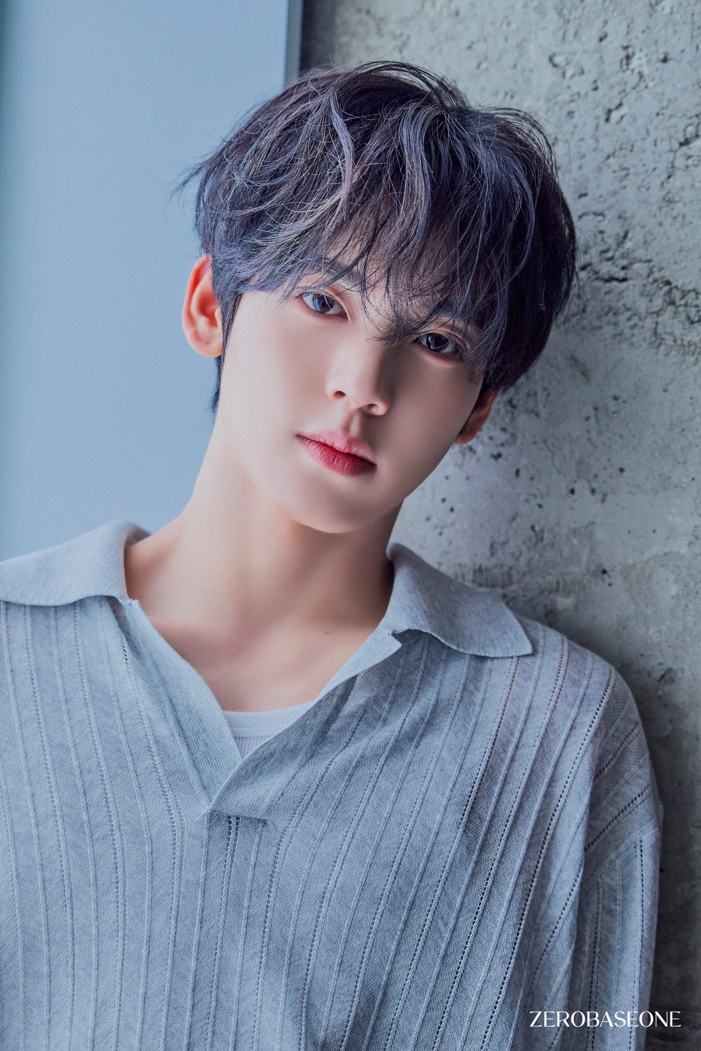 Foto terbaru Han Yujin (ZEROBASEONE)