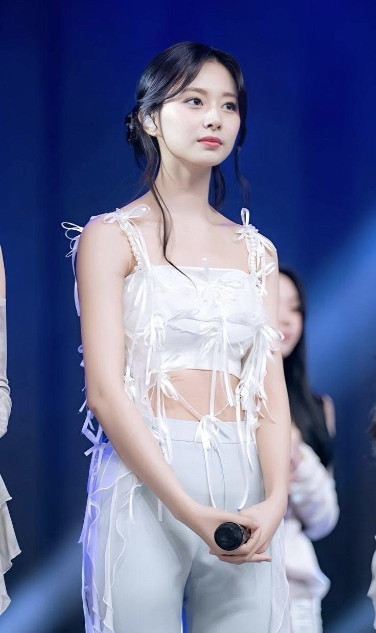 The most beloved wallpaper among Tzuyu (TWICE)'s fans