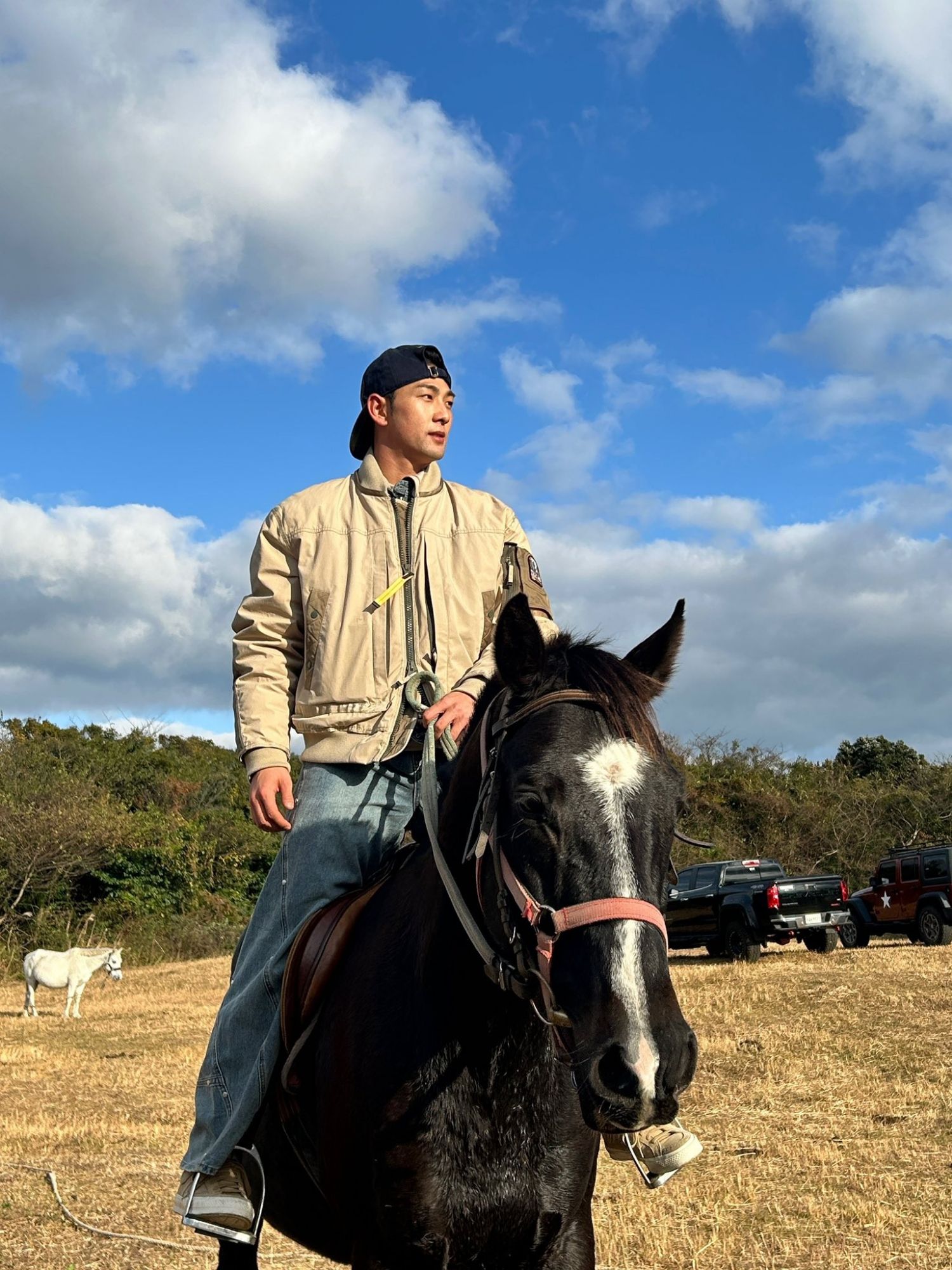 백호의 비하인드 컷