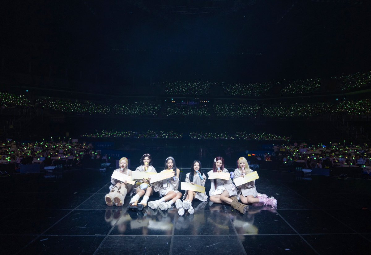 A moment captured by NMIXX's fan