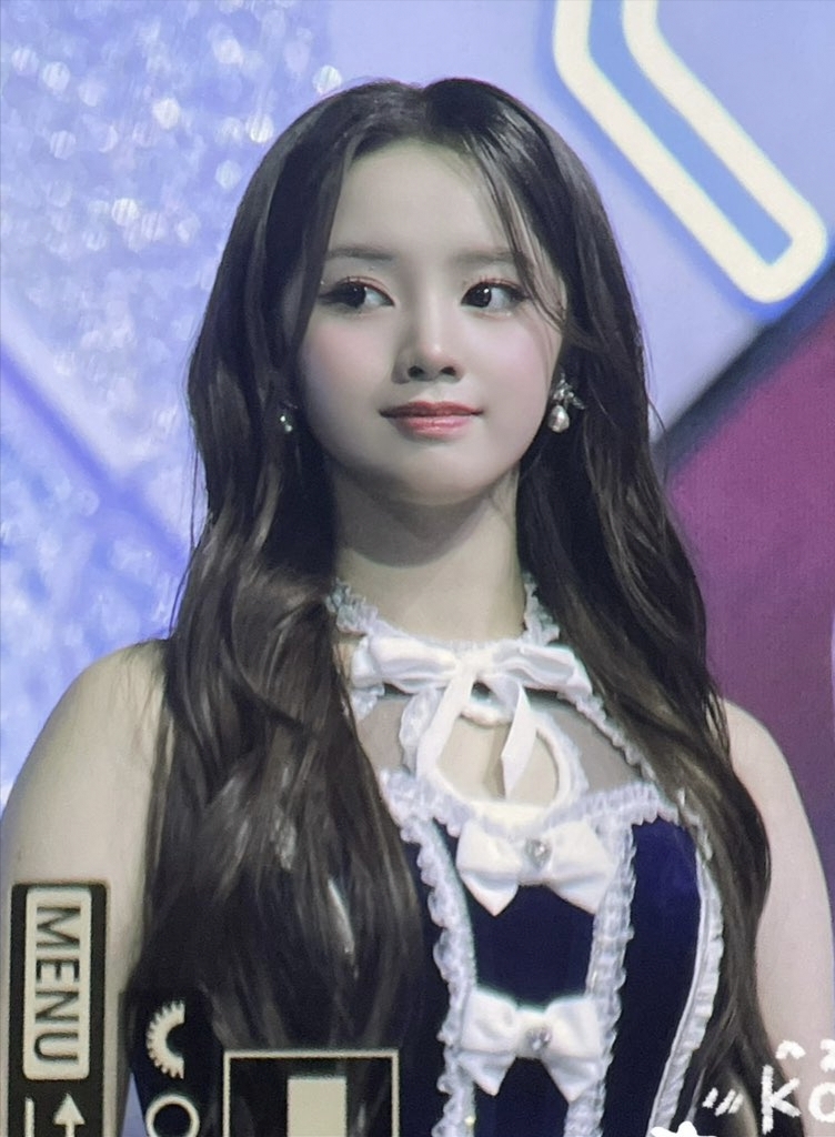 Latest photo of Elisia (UNIS)