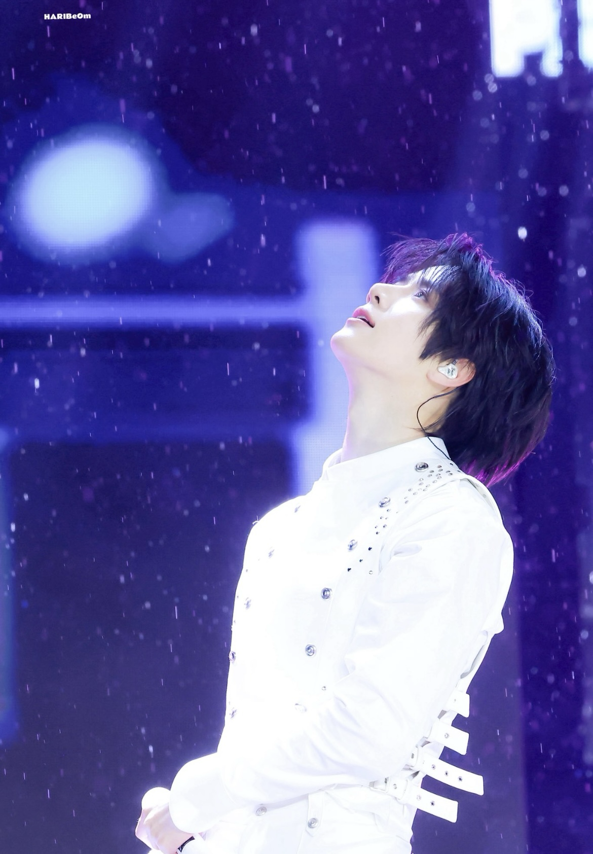 杋圭 (TOMORROW X TOGETHER)的幕後花絮