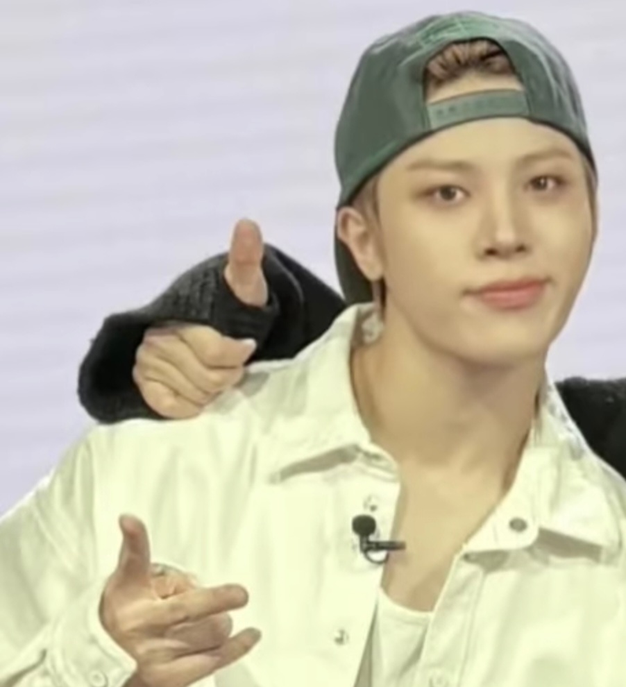 Momen yang diabadikan oleh penggemar So Junghwan (TREASURE)