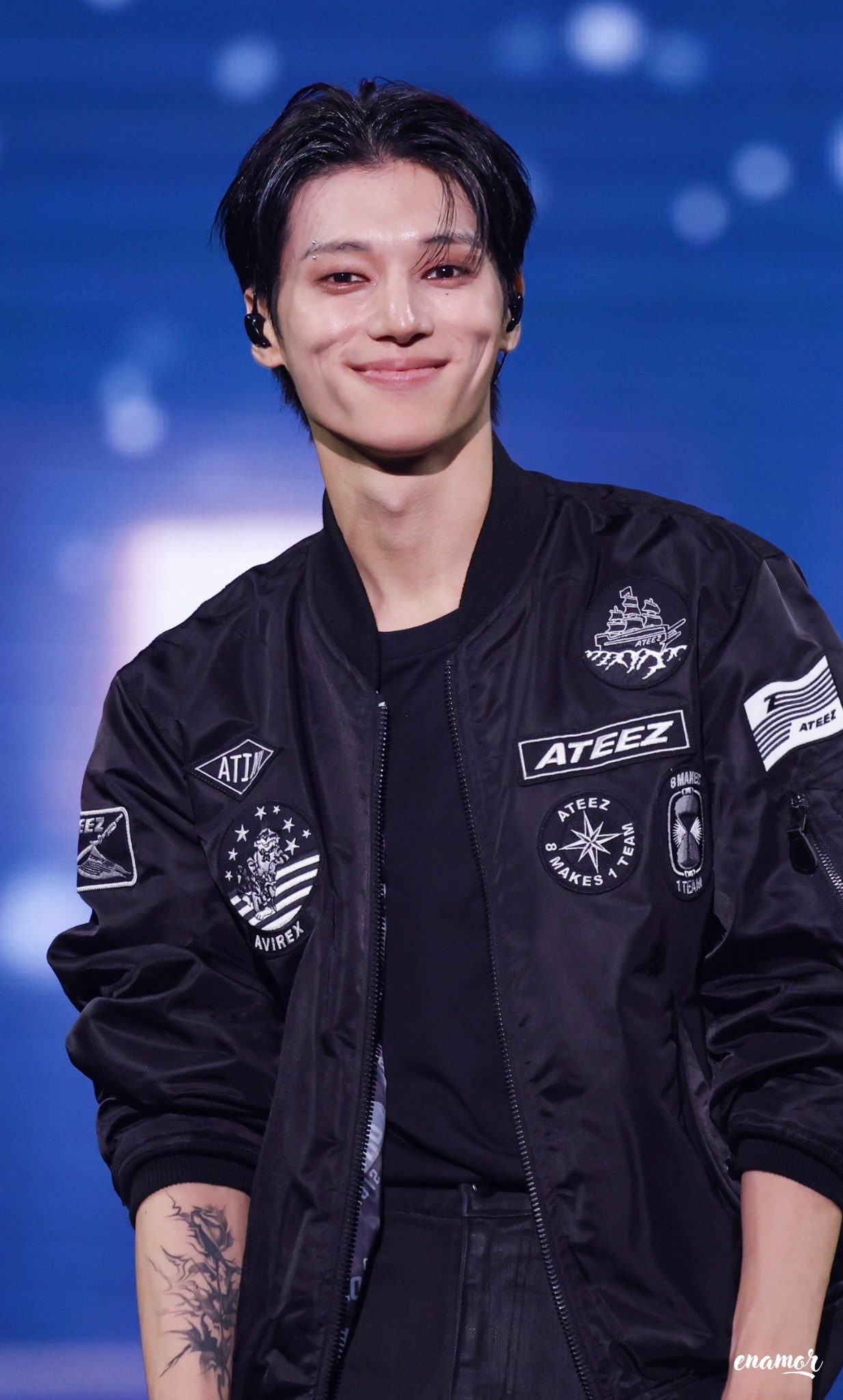Fandom-recommended wallpaper image of Wooyoung (ATEEZ)