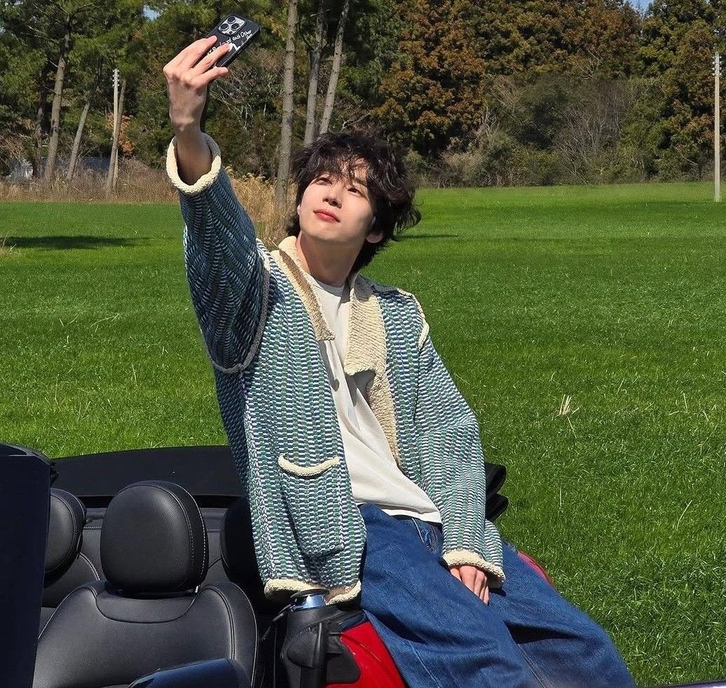 Behind-the-scenes cut of Han Seungwoo