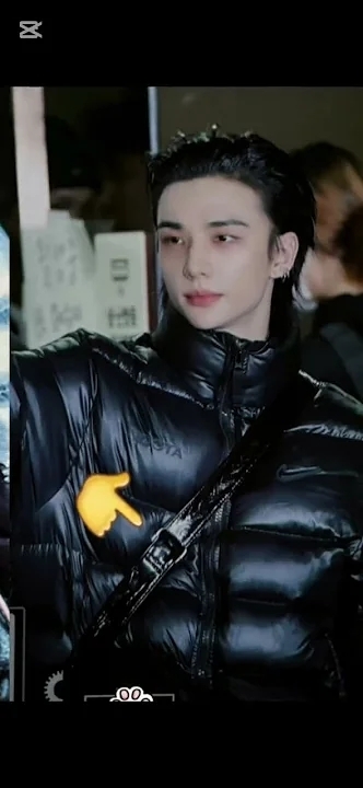 A heartfelt wallpaper shared by Hyunjin (Stray Kids)'s fans