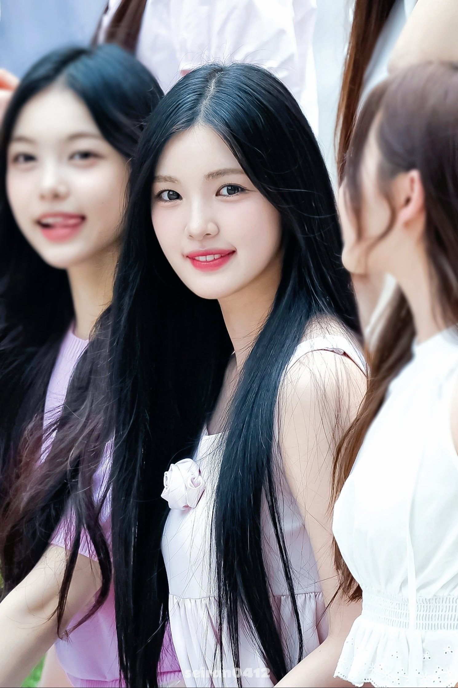 Recent activity shot of Yuha (Hearts2Hearts)