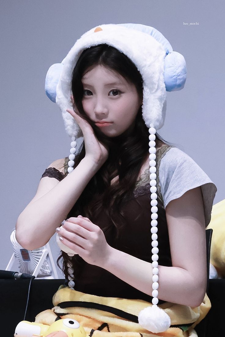 Behind-the-scenes cut of Wonhee (ILLIT)