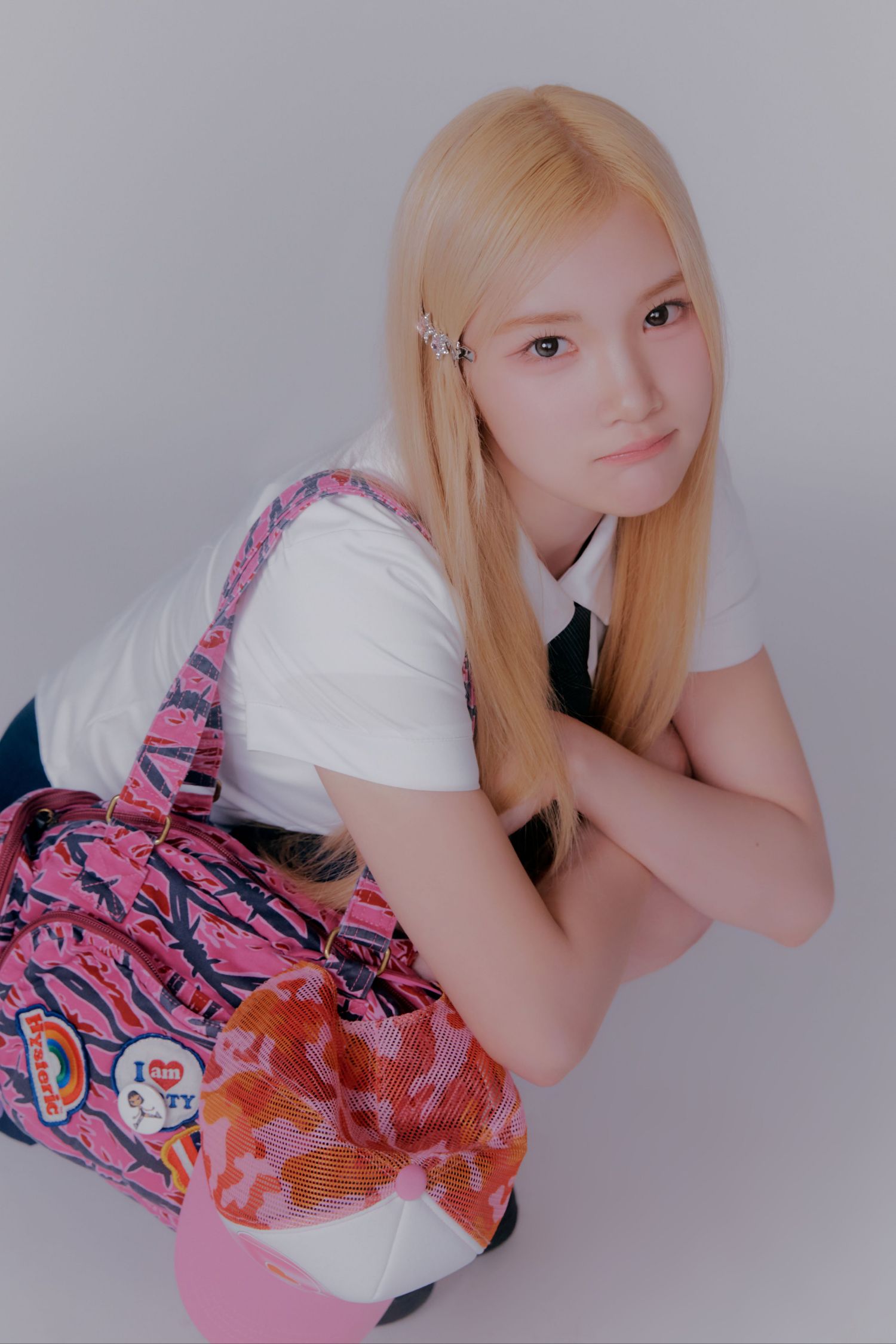 A moment captured by Juun (Hearts2Hearts)'s fan