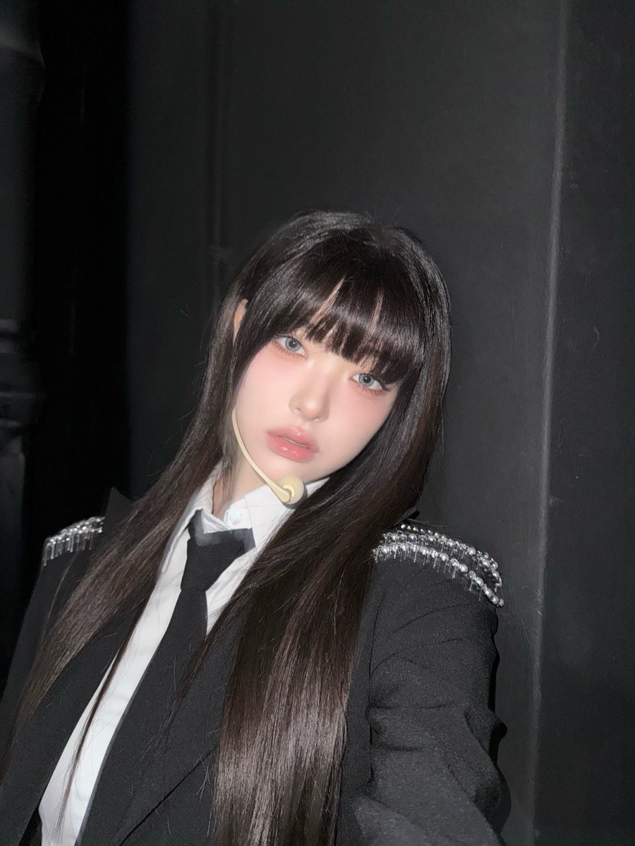 A moment captured by tripleS's fan