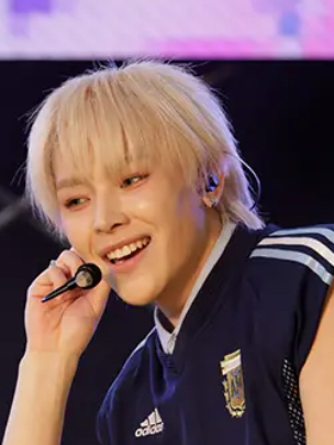 ニコラス (&TEAM)の最新写真