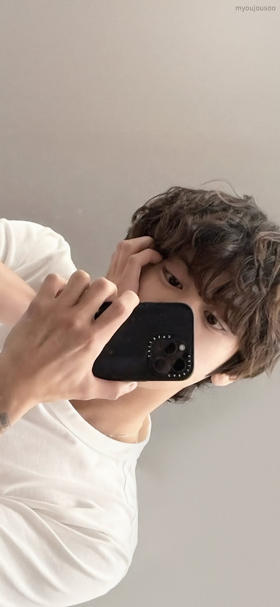 Recent activity shot of Chanyeol (EXO)