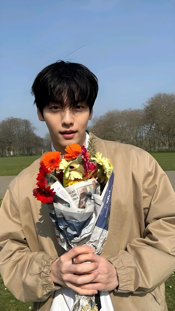 秀彬 (TOMORROW X TOGETHER)社区今天最受欢迎的壁纸