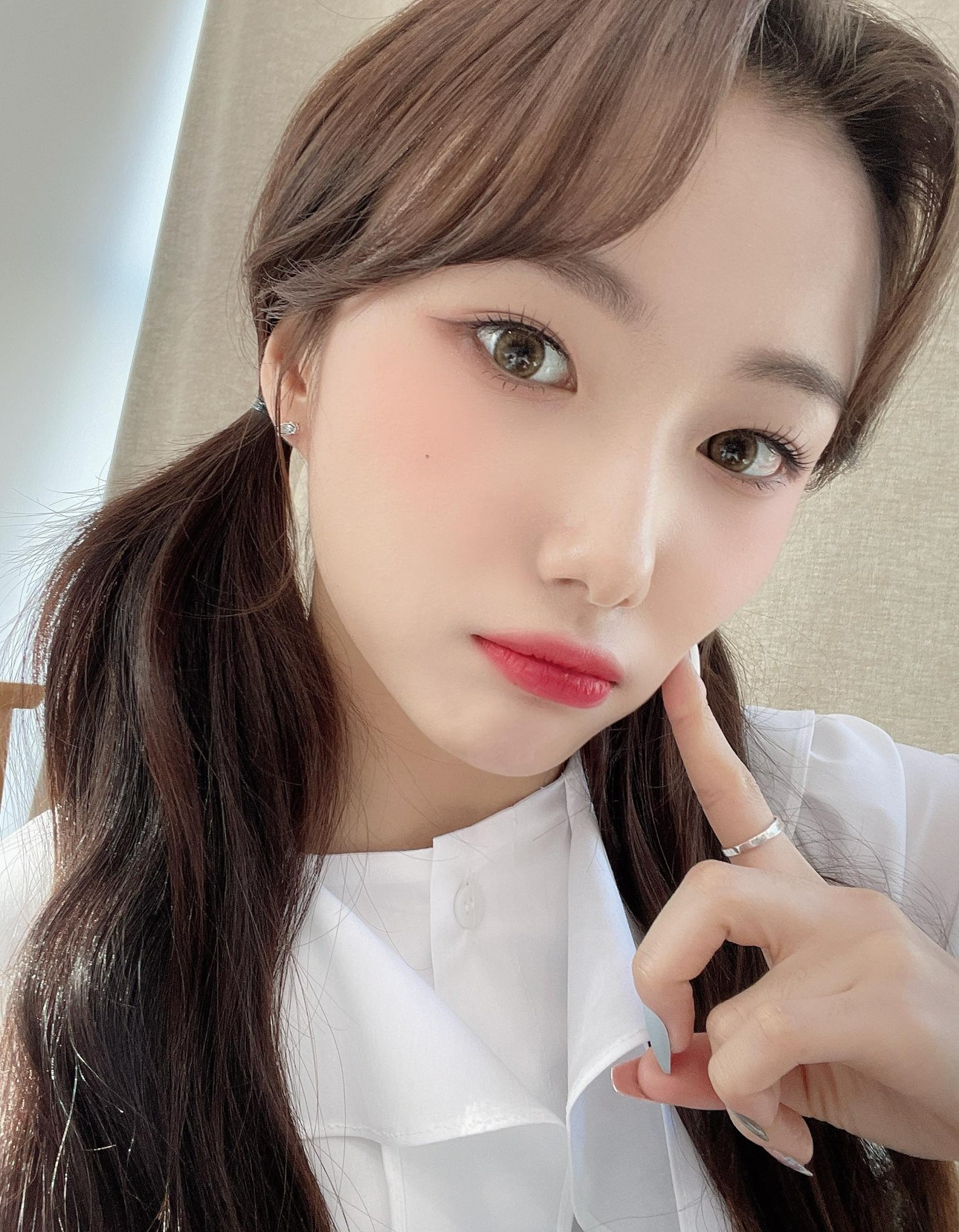 Recent activity shot of Seo Youngeun (Kep1er)