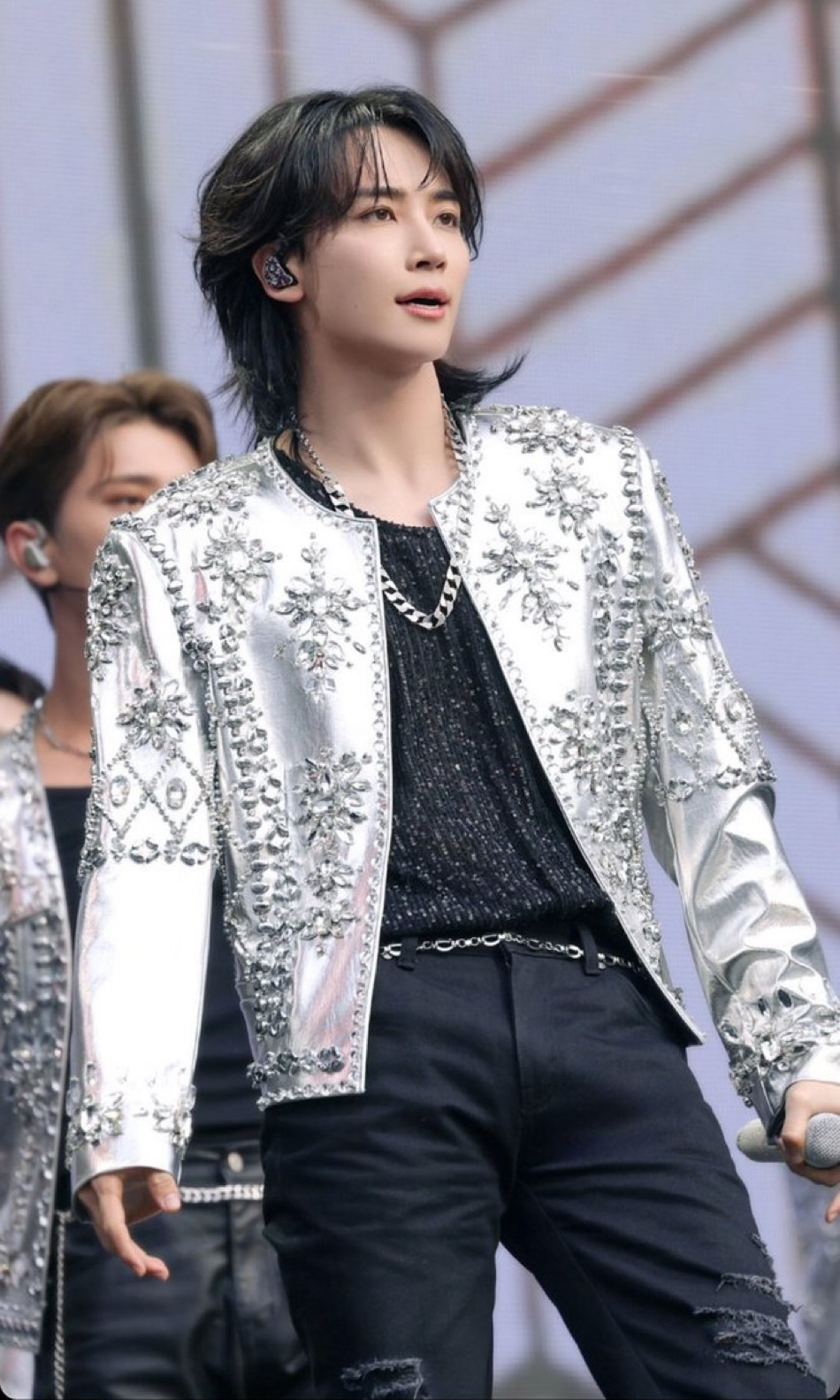 A heartfelt wallpaper shared by Jeonghan (SEVENTEEN)'s fans