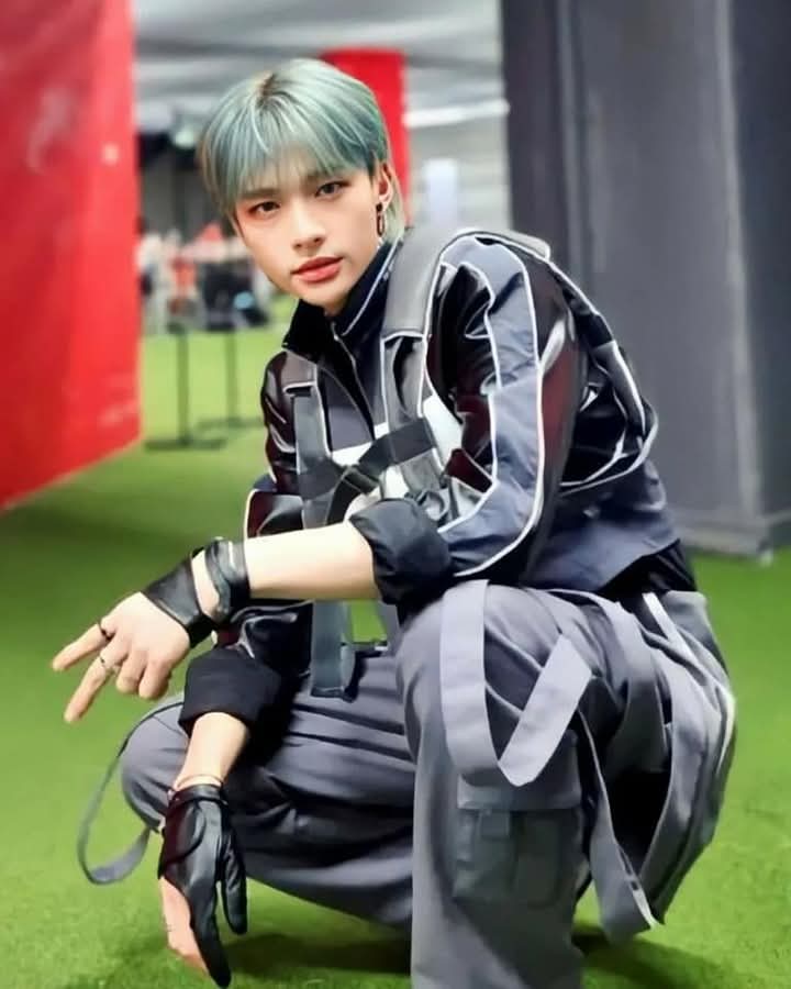Latest photo of Hyunjin (Stray Kids)