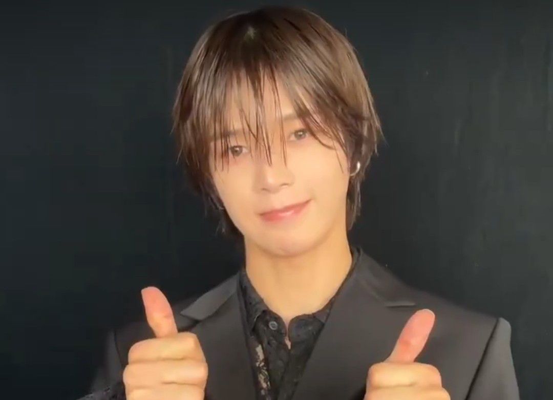 Behind-the-scenes cut of K (&TEAM)