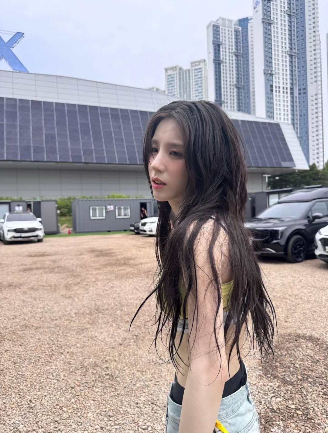 Behind-the-scenes cut of HeeJin (ARTMS)