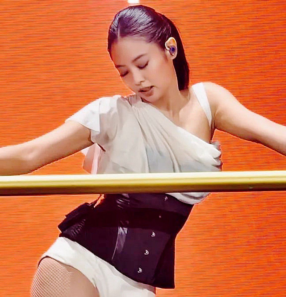 제니 (BLACKPINK)의 비하인드 컷