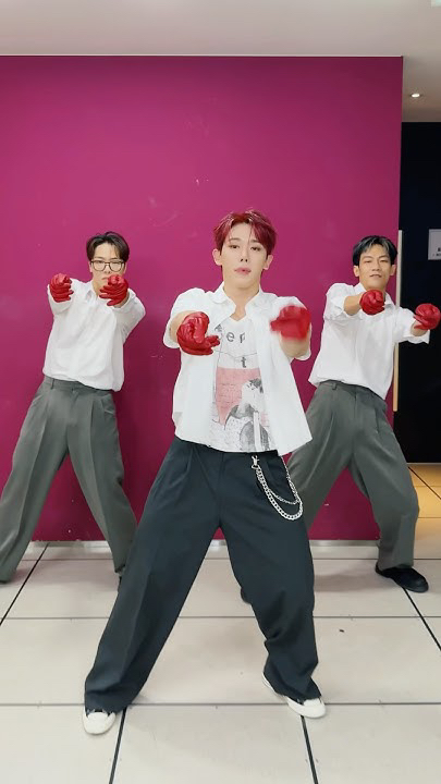 Fandom-recommended wallpaper image of Wonho