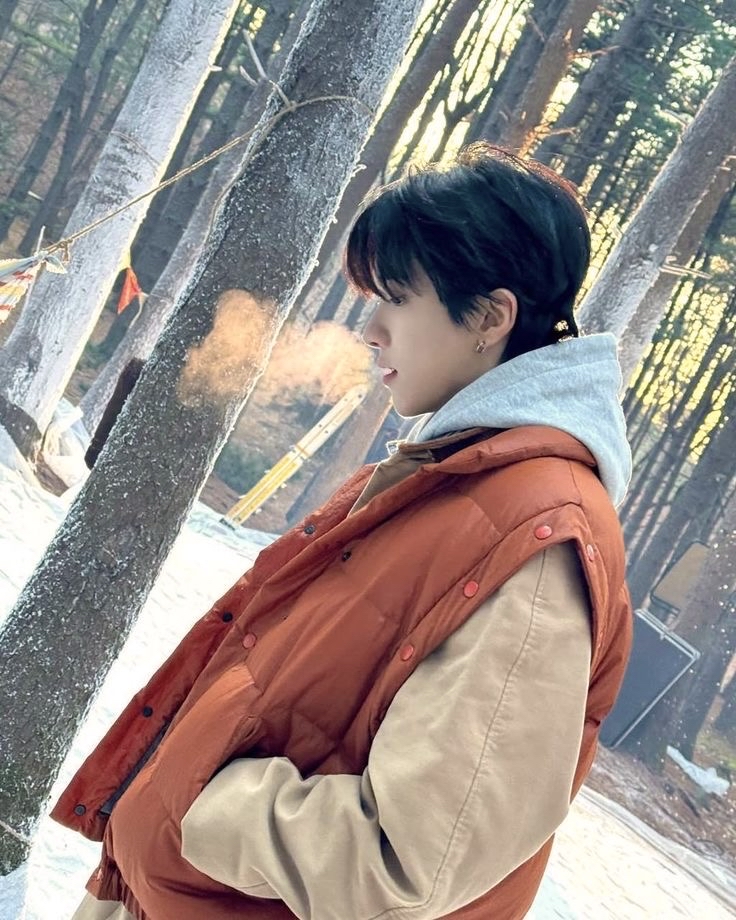 Behind-the-scenes cut of Woonhak (BOYNEXTDOOR)