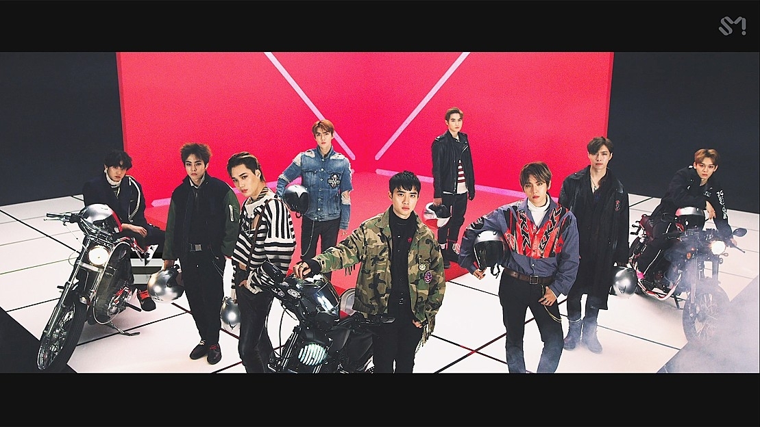 EXO 최근 활동샷