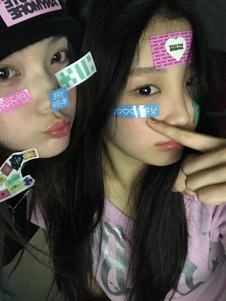 Recent activity shot of Wonhee (ILLIT)