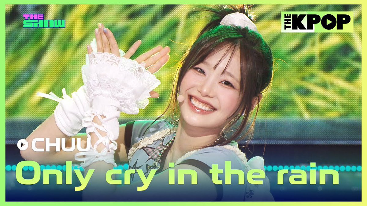 A moment captured by Chuu's fan