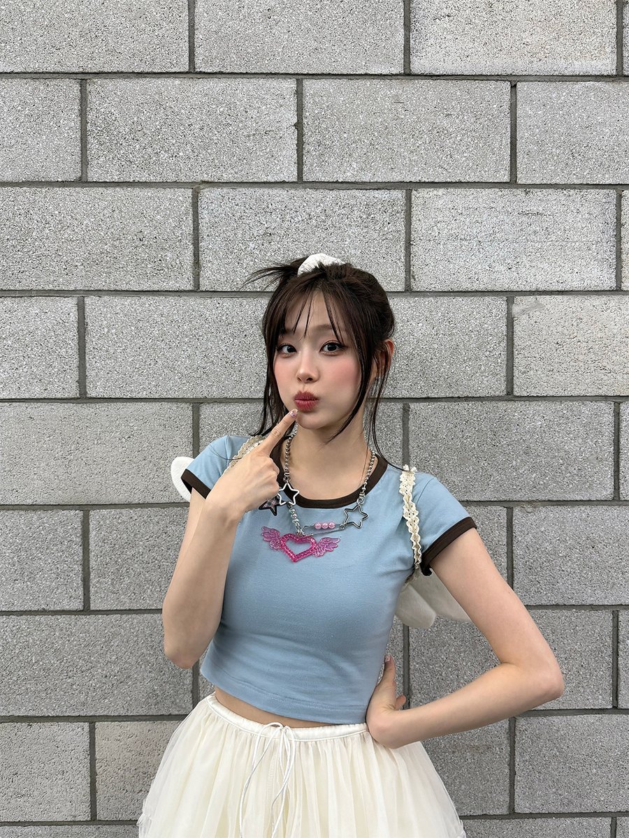 Latest photo of Chuu