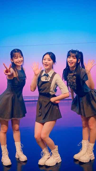 Behind-the-scenes cut of Kasahara Momona (ME:I)