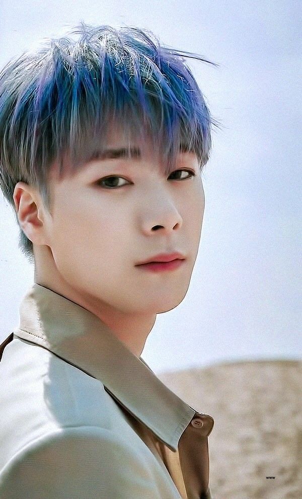 Latest photo of Moonbin (ASTRO)