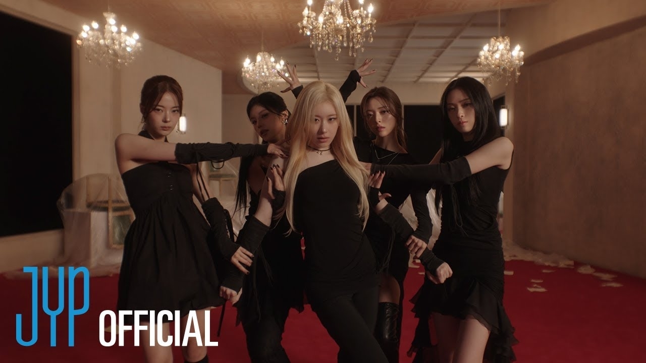 Behind-the-scenes cut of ITZY