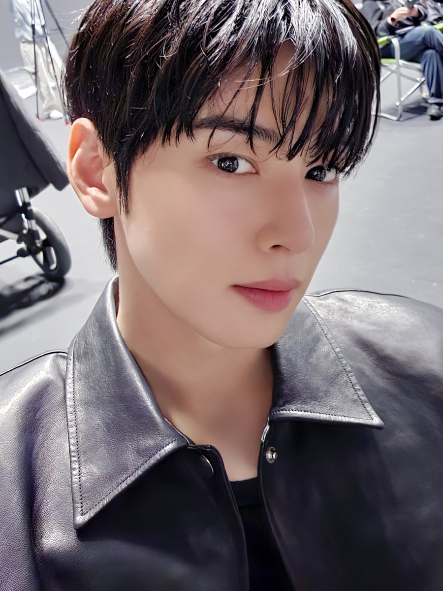 아스트로 최근 활동샷