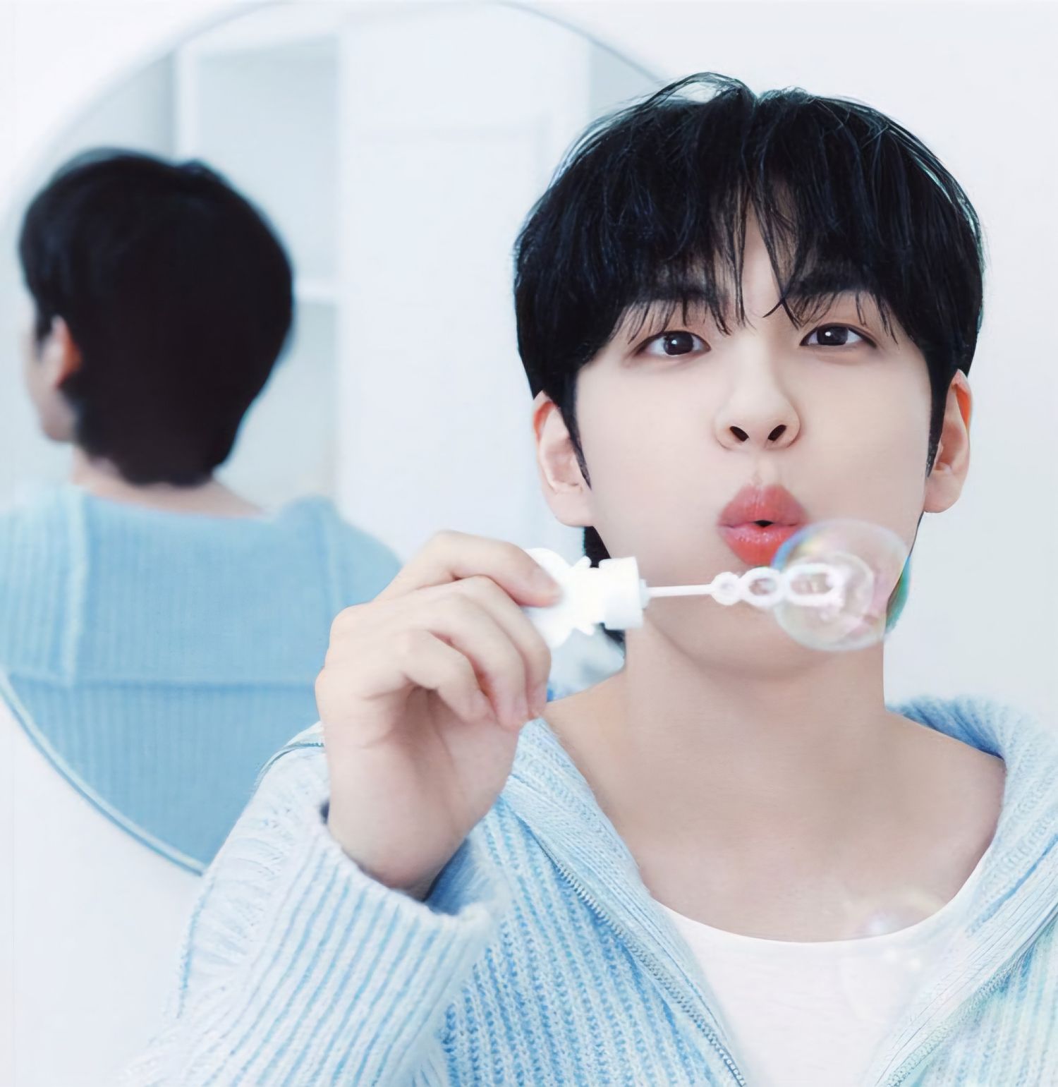 Recent activity shot of Wonpil (DAY6)